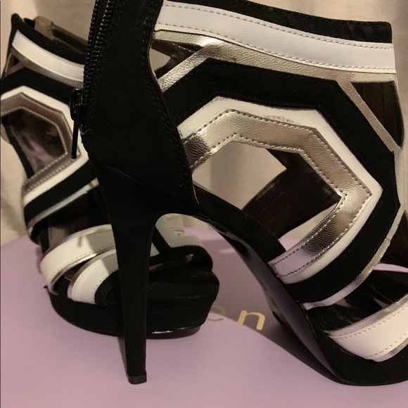 Carlos Santana boots/ heels - Picture 3 of 4